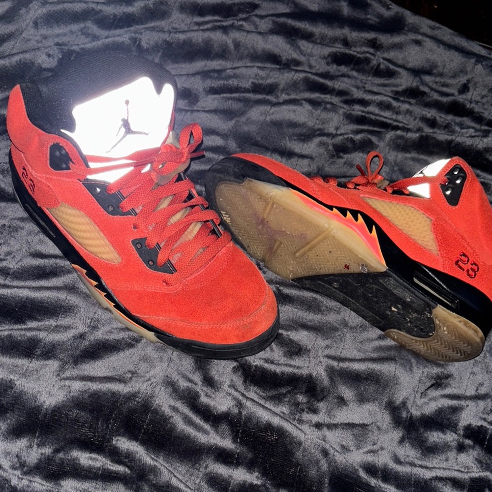 Jordan 5 Retro “Dunk On Mars”men’s 8.5/Women’s 10 unisex Red Sneakers